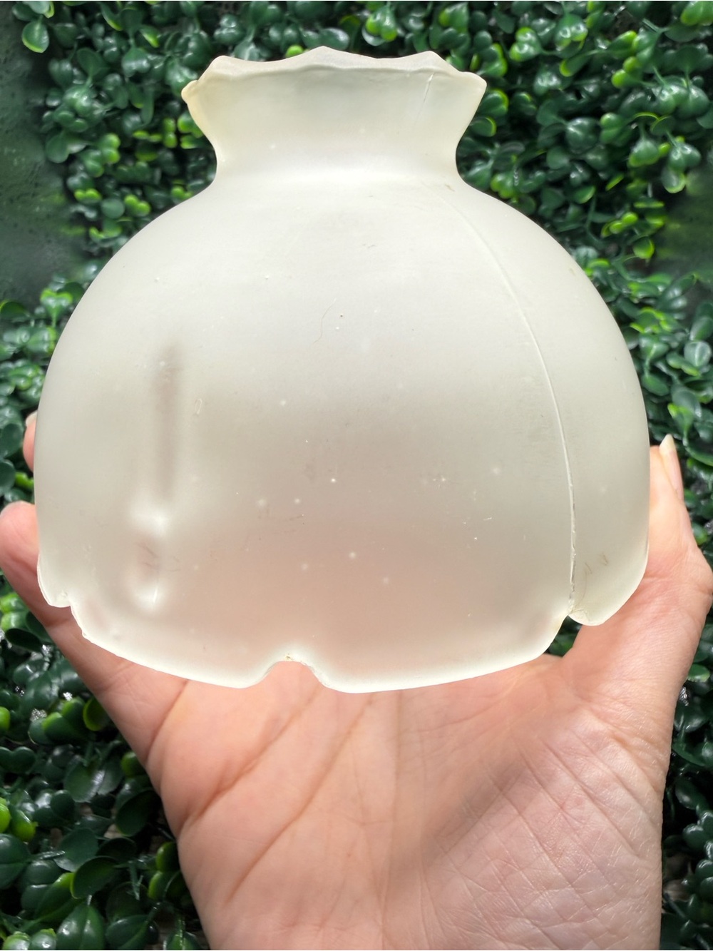 Vintage Westmoreland Satin Glass Floral Fairy Lamp - Picture 12 of 12